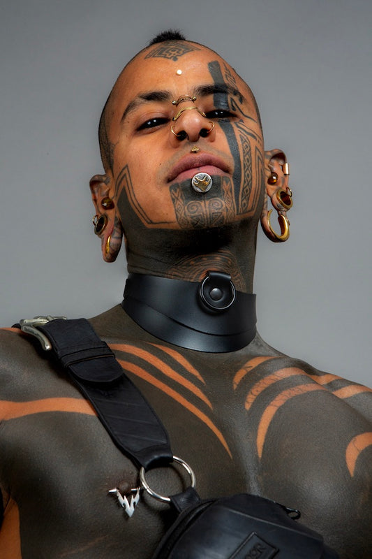 Black Wave Collar